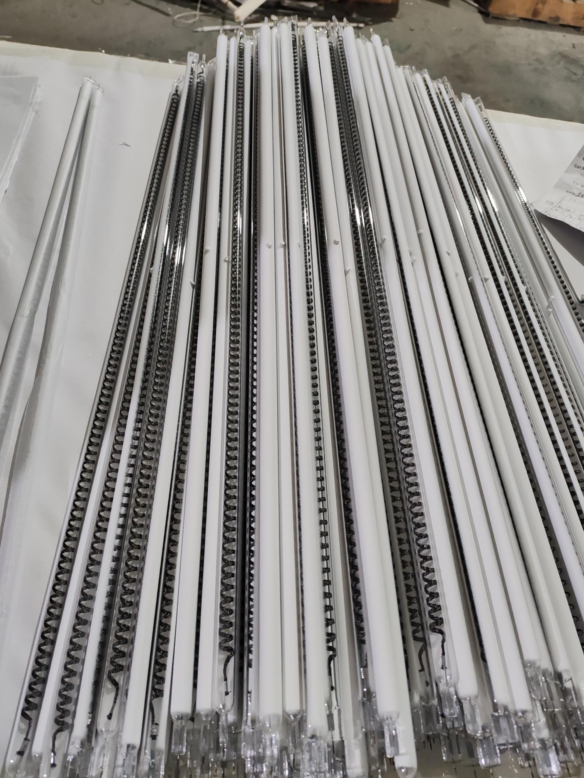 Carbon fiber heat lamp for format printing machine