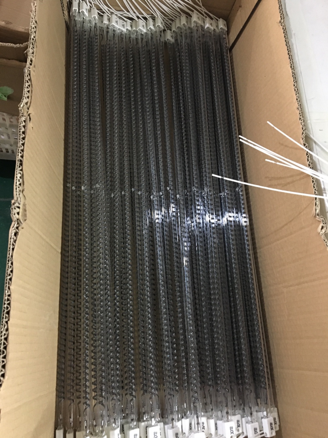 manufactures heating lamp 650mm 230v 2600w carbon fiber heat lamp