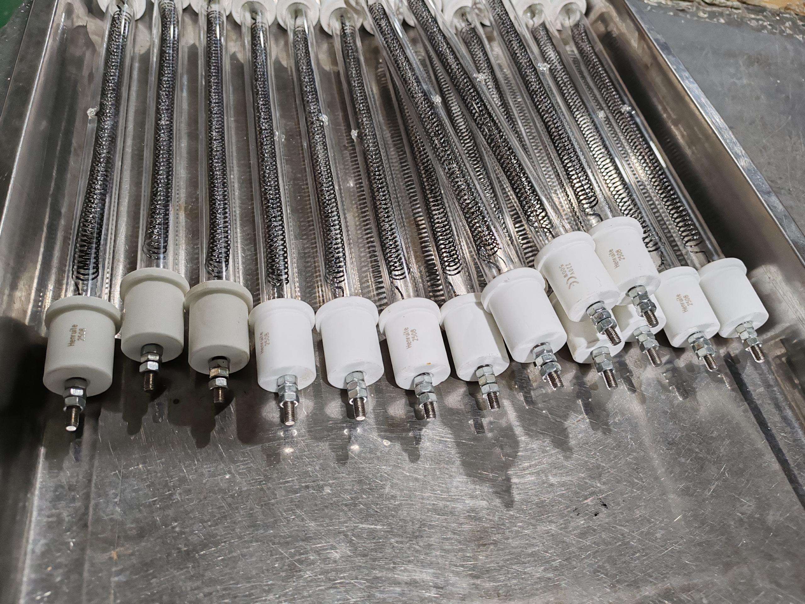 Carbon quartz tube